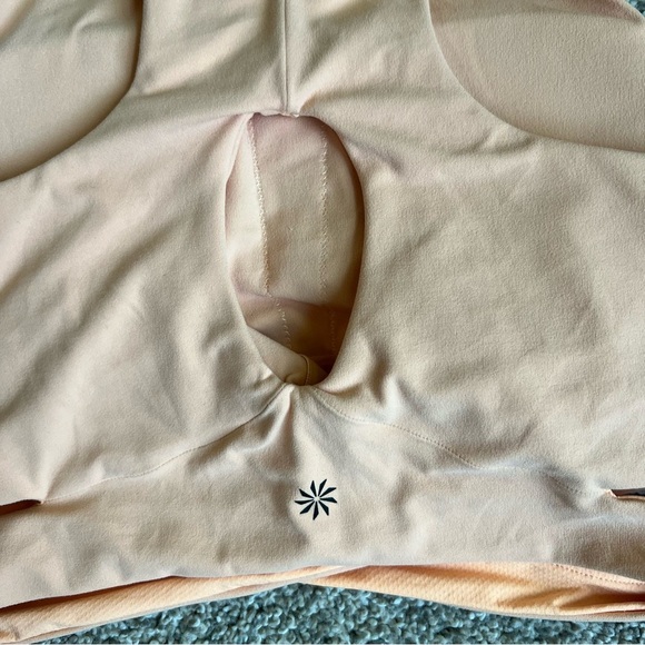 Athleta Peach Conscious Cut Out Crop Top Yoga Sports Bra, Size Medium - Picture 9 of 9